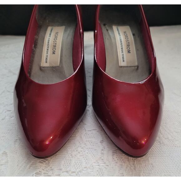 Stunning Nordstrom red ruby heels size 8 - Picture 5 of 7